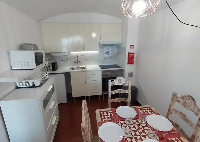 Oura Apartamento *